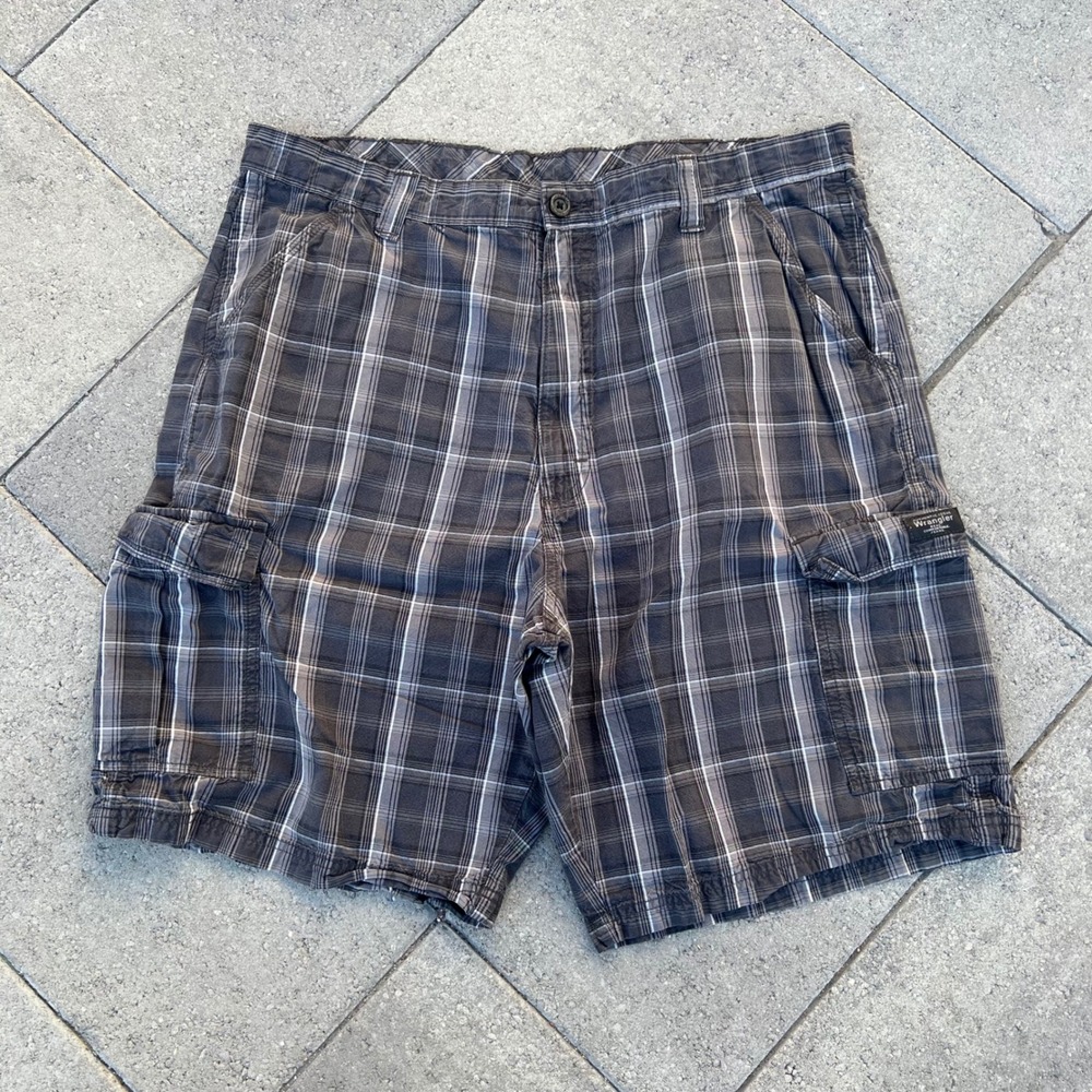 Wrangler Authentics Mens Plaid Cargo Shorts Grey White 38 60CMW8A